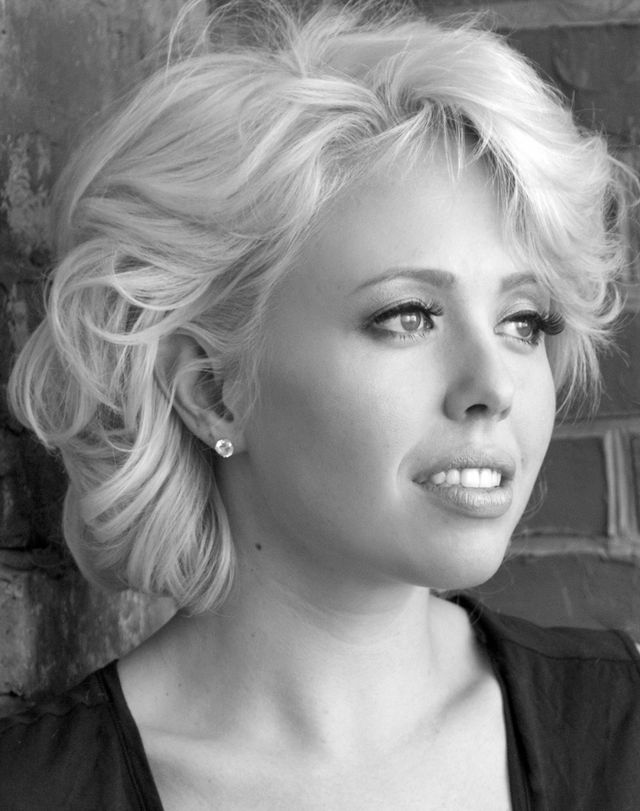 Picture of Chloe Lowery