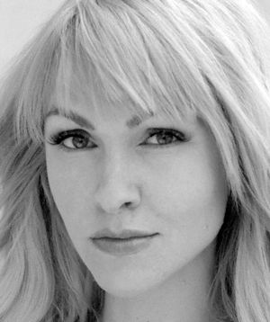 Picture of Jenn Lyon