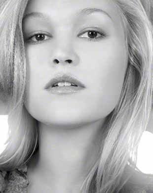 Picture of Julia Stiles