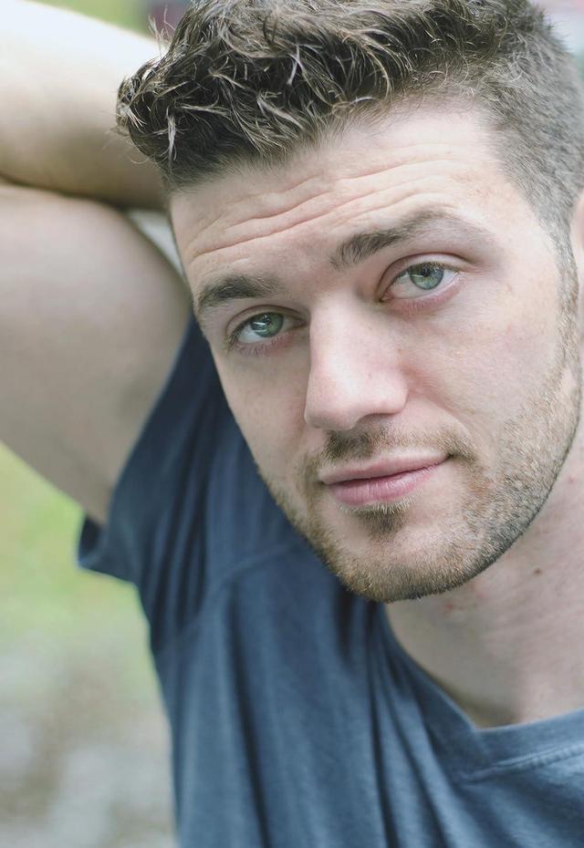 Picture of David Eggers