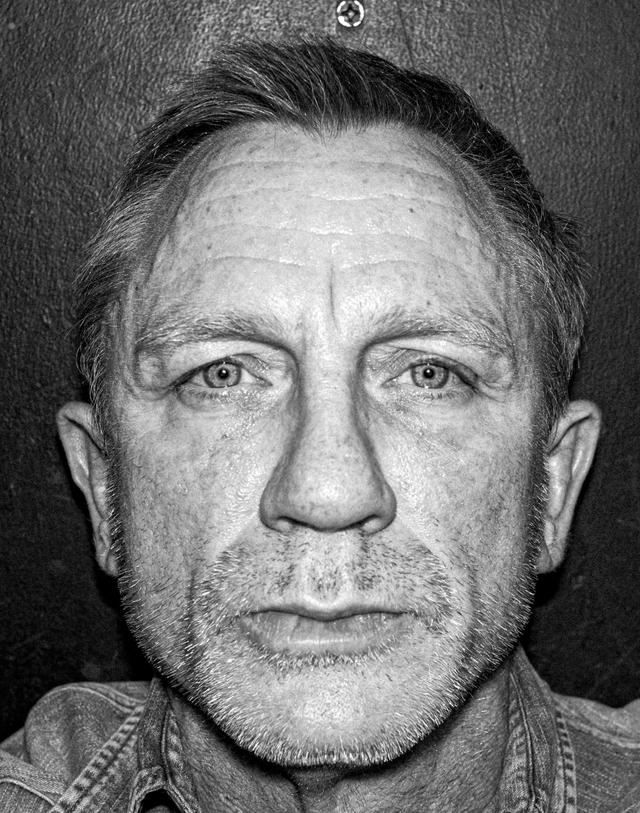 Picture of Daniel Craig