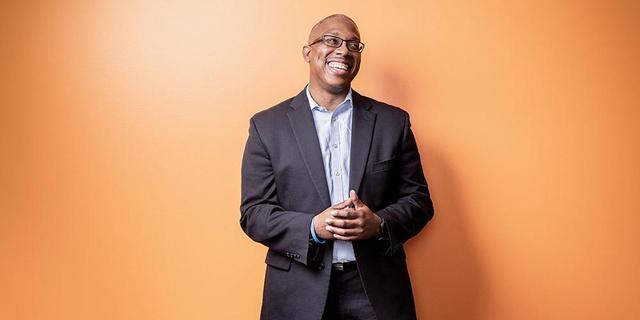 Picture of Damien Cooper