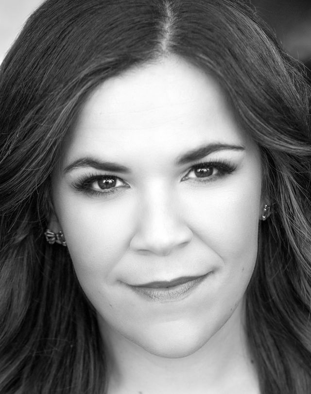 Picture of Lindsay Mendez