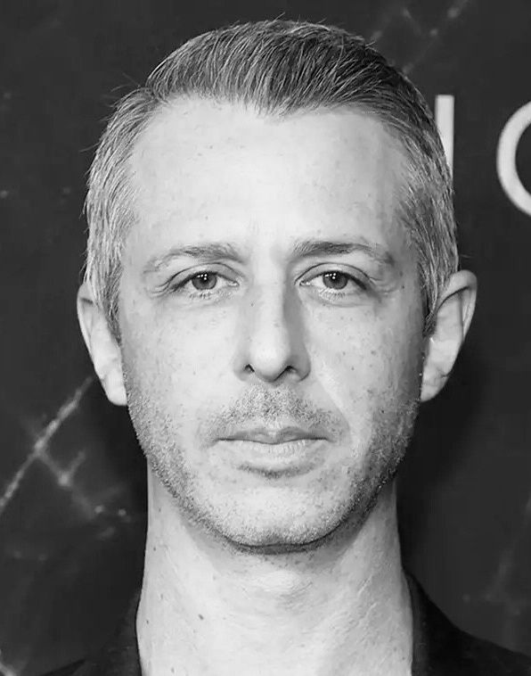 Picture of Jeremy Strong