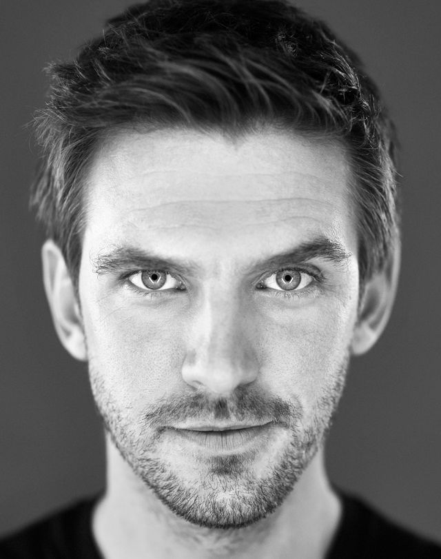 Picture of Dan Stevens