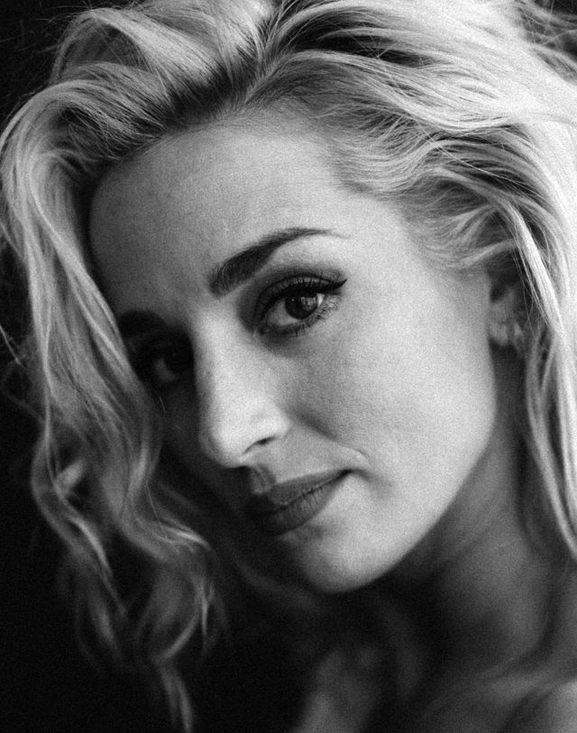 Picture of Jessica Lee Goldyn