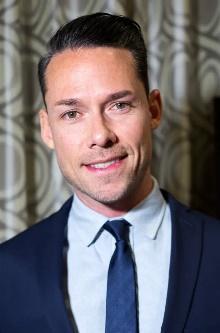 Picture of Aaron Rhyne