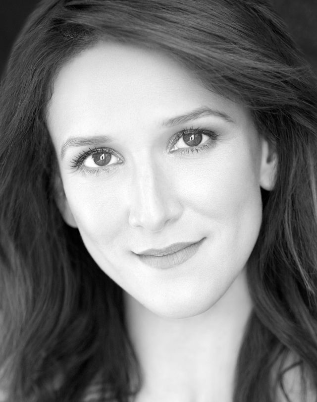 Picture of Keely Hutton