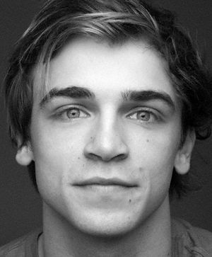 Picture of Sean Grandillo