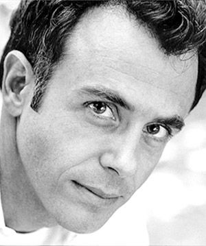 Picture of David Eigenberg