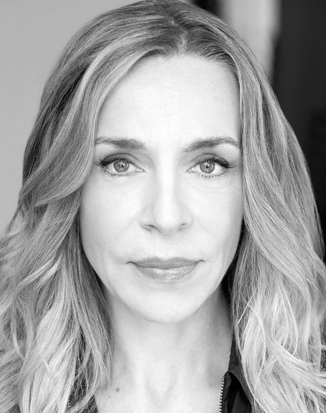 Picture of Ellen Harvey