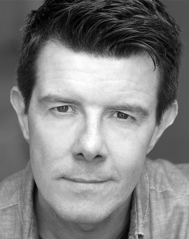 Picture of Gavin Lee