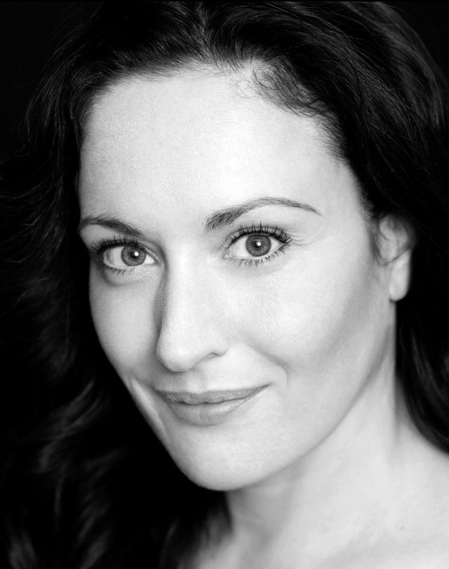 Picture of Lucy Cohu