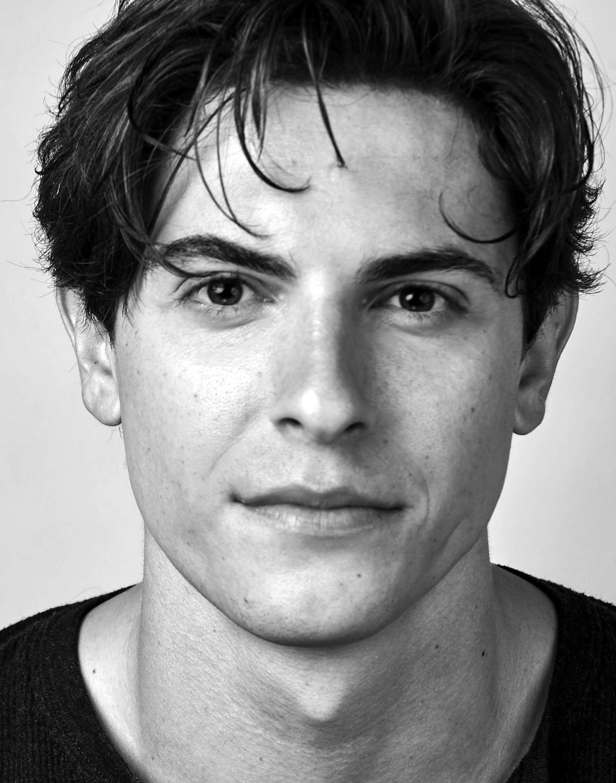 Picture of Derek Klena