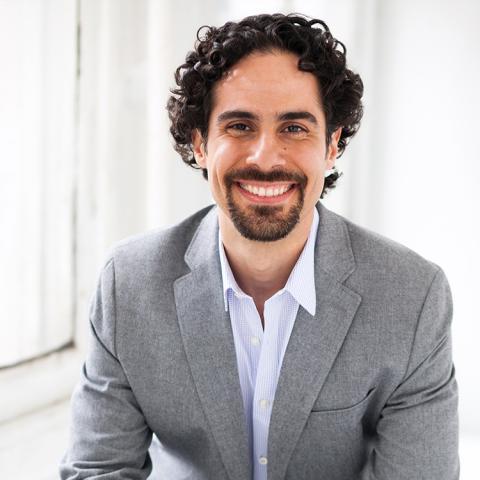 Picture of Alex Lacamoire