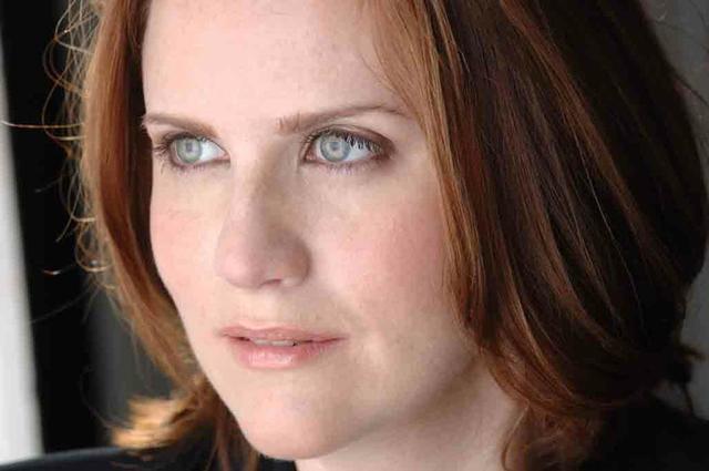 Picture of Donna Lynne Champlin