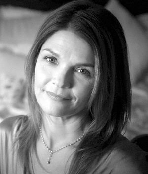 Picture of Kathryn Erbe