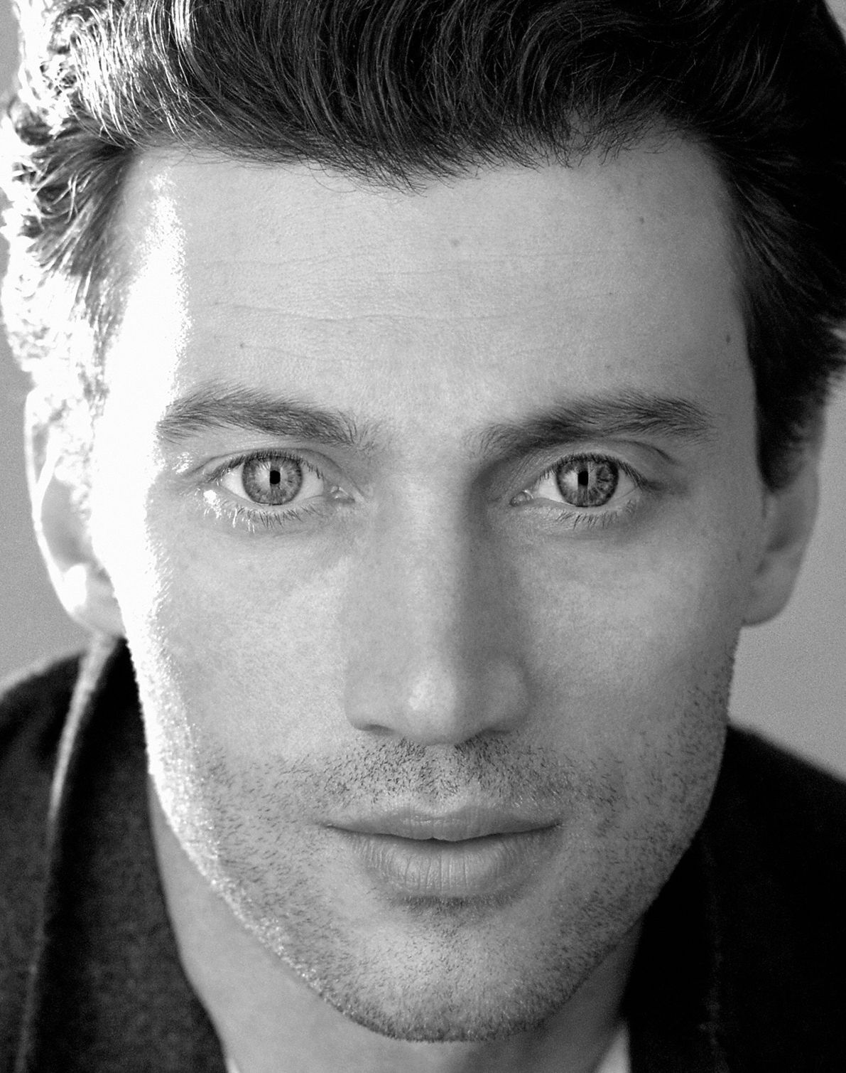 Picture of Bryce Pinkham