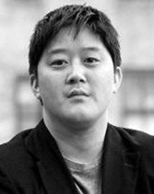 Picture of Marco Paguia